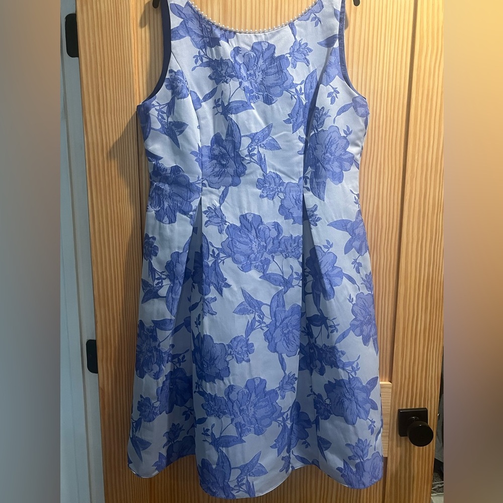 Pearl neckline floral dress